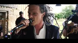 Wyman Low - Outta Di Box [Acoustic Session-LIVE]