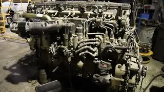 Freightliner Cascadia DD15 used engine swap replacement after major engine crankshaft damage