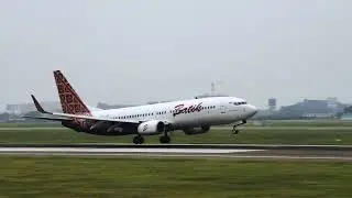 Pesawat Batik Landing Sempurna di Lihat dari Dekat di Bandara Soekarno Hatta #markaspesawat 