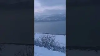 Shockingly Frozen lake &hellip; #viralvideo #food #magic #snow #music #travel#fun#nature#universe #trending