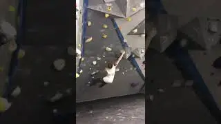 Awesome Dynamic Green V5 Boulder Problem