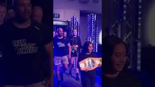 CHE KENNEALLY MAKES HER RING WALK BEFORE WORLD TITLE FIGHT WITB ANGIE ROCHA #chekenneally #boxing