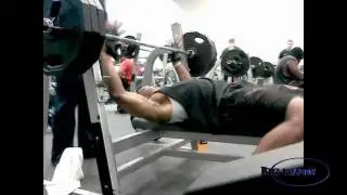 Bigplayray09 w/ 315 lbs flat bench 4th Set(camera fail)