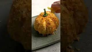 The BEST Halloween Party Appetizer 🎃🧀 #pumpkin #halloween #appetizerideas  #halloweenpartyfood