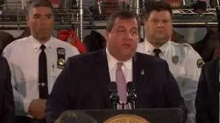 Christie Visits Union Beach to Discuss Storm Recovery