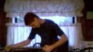 Song 2 by Blur Andy's video