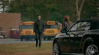 The Originals 5x12 Hope blames herself for Hayley's death and faints.