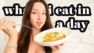 WHAT I EAT IN A DAY with Crohn's disease // realistic + intuitive eating