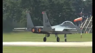 F-15D Eagle Jet Fighter &ndash; Engine Tests & Take off &ndash; RAF Lakenheath