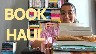 MY LARGEST BOOK UNBOXING YET!? 😳 HUGE BOOK HAUL #booktube #bookhaul 