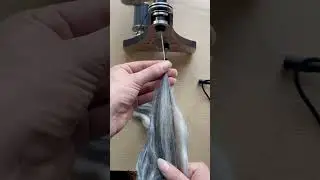 Spinning yarn from my new blend! #fiberart #yarn #spinningwheel #spinner #wool #crochet #shorts