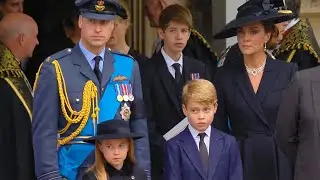 Princess Charlotte and Prince George Attend Queen’s Funeral