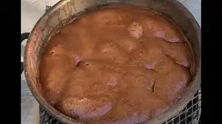 Caramelizing honey to recreate 14th Century Bochet from The Good Wife's Guide (Le M&eacute;nagier de Paris)
