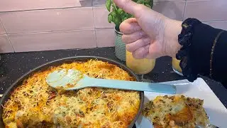 My family really loved this one pot meal 🥘 mince and mix vegetable pie | very easy to make