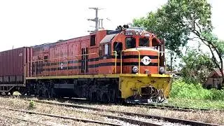 General Electric C23EMP Saliendo a Montero