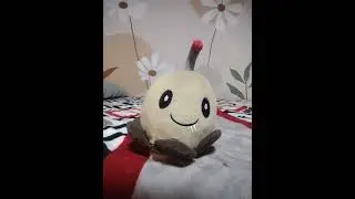 presentando los peluches de wall-e ten&iacute;a un lansa guisantes pero un zombie cara cono se lo comi&oacute;: (