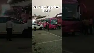 IPL team in Guwahati Airport #viral #viralvideos #love #india #ipl #teamindia #cricket #shortvideos