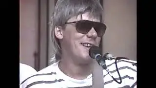 Figani&egrave;res - 15 septembre 1990 - Bar du centre - Place du Caou