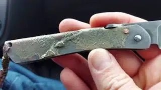 Mickael Moing KNIVES