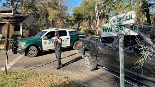 Deputies: Woman barricades herself in Gainesville home after threatening to cut off man&rsquo;s penis