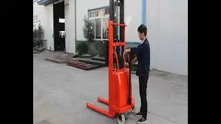 Mini Semi Electric Forklift With Large Storage Battery Material Handling Electric Pallet Stacker