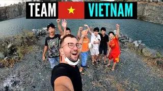 Meeting locals in Vietnam/   50k surprise/ Hồ H&oacute;a An
