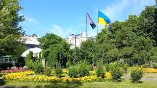 ЛЬВІВСЬКА ПЛОЩА, КИЇВ, УКРАЇНА. Lvivska Square, Kyiv, Ukraine. 11.07.2024 +34C hot day.