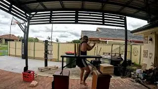 3 Free Standing Out Knifehand 0