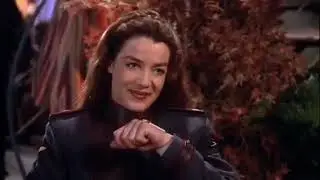 Ivanova invites Talia to stay in her quarters