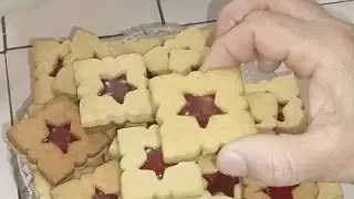 صابلي كون يغيب جميع الحلويات يسقسو عليه 🥰 هذي العجينة اللي تسلكك في الحلويات الأخرى 
