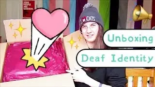 The Things I Love About Being Deaf (+Deaf Identity Unboxing!) [CC]