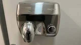 Mediclinics Saniflow Hand Dryer at Trinity Centre - Trinity Kitchen, Leeds ♿️🗝️ 2/2
