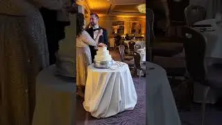 WE ❤️ CAKE   #percussionist #drums #wedding #weddingmoments #dancefloor #entertainment #livemusic