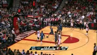 JaVale McGee Rips Down the Block