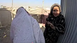 淚目!那個“冰塑”擦鞋小女孩長大了,被愛溫暖的樣子真美!