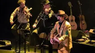 Waylon - Slide off of your satin sheets live schouwburg Tilburg 17-01-2026