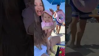 Amora in Vacation #viral #vacation #baby #babyamstrand #strand #beach #cutebaby