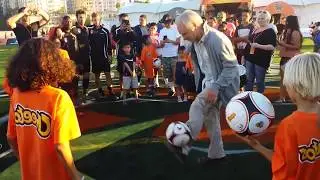 old man vs young man - trick style - amazing soccer skills