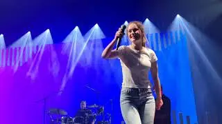 Sigrid - Strangers (Live from Manchester Apollo, 10th November 2022)
