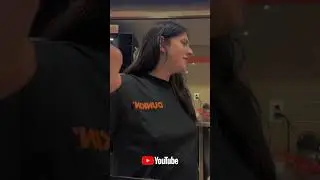 SEXY BEAUTY SELLS DELICIOUS DONUTS LIVE🍩💖