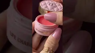 Charlotte Tilbury Life Changing Lip Mask Swatch