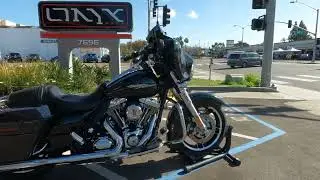 2013 Harley Davidson Street Glide / Walk Around / Start Up / Sound Clip