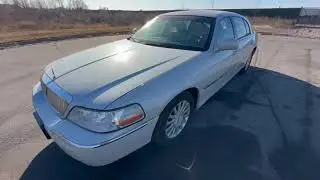 104089 2004 Lincoln Town Car Ultimate L