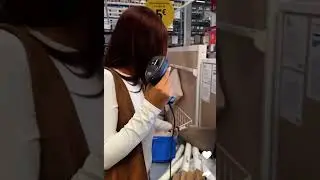 Vincent apprends IKEA &agrave; MArwa pour la premi&egrave;re fois @BUZZTVREALITE