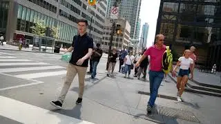 Walking in Toronto Hot Summer day Dundas and Bay Street