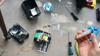 Makita 18V battery replacement housing, self-assembly required