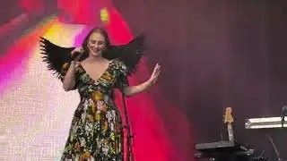 Vera Blue - Orinoco Flow (Sail Away) - (Enya cover) at Harvest Rock 2, Adelaide