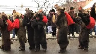 Romania: Bear dance to chase away evil spirits before New Year