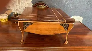 Винтажная шкатулка с ножками кабриолет