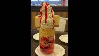 Десертное свидание в The Yard 🍓 | Молочные коктейли, чизкейк и приятное времяпрепровождение